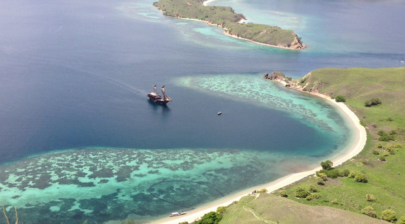 Alila Purnama in Komodo © Alila Hotels and Resorts