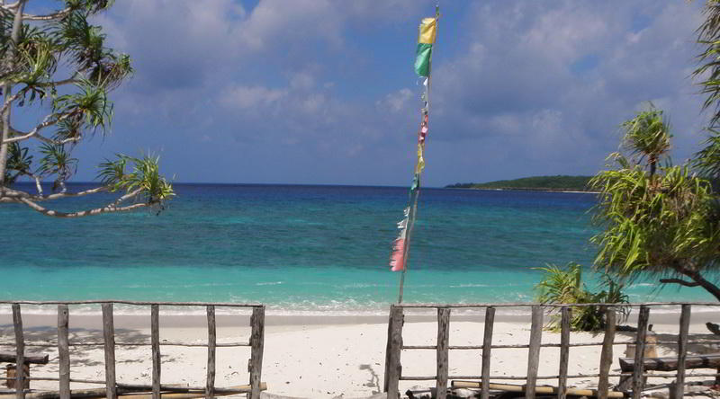 Tutuala Beach © Oliver C. Thornton