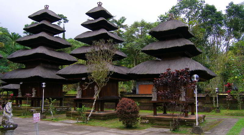 Pura Luhur Batukau