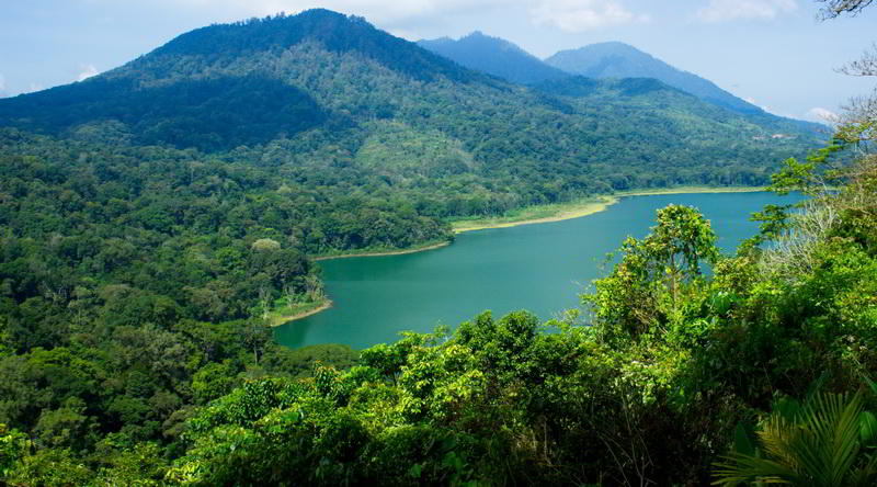 Danau Tambingan