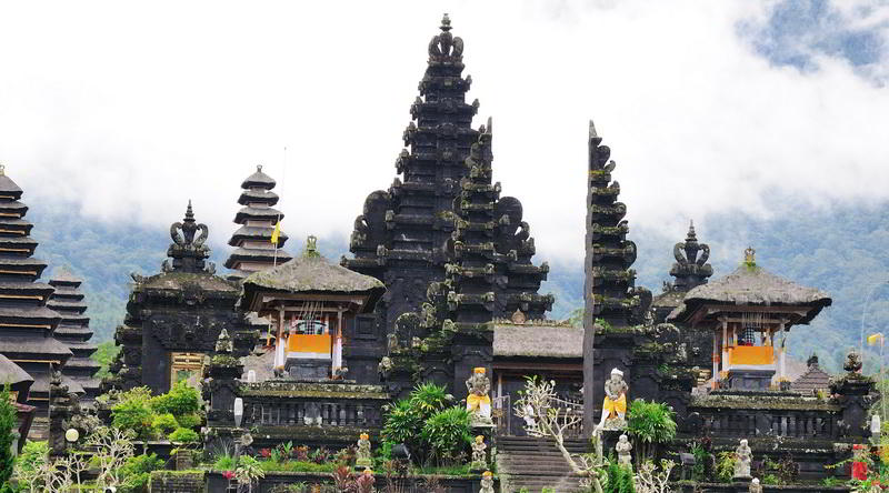 Pura Besakih, Bali