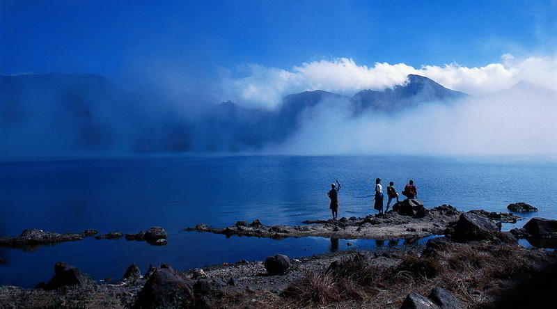 Ufer des Danau Segara Anak © Ministry of Culture and Tourism, Republic of Indonesia