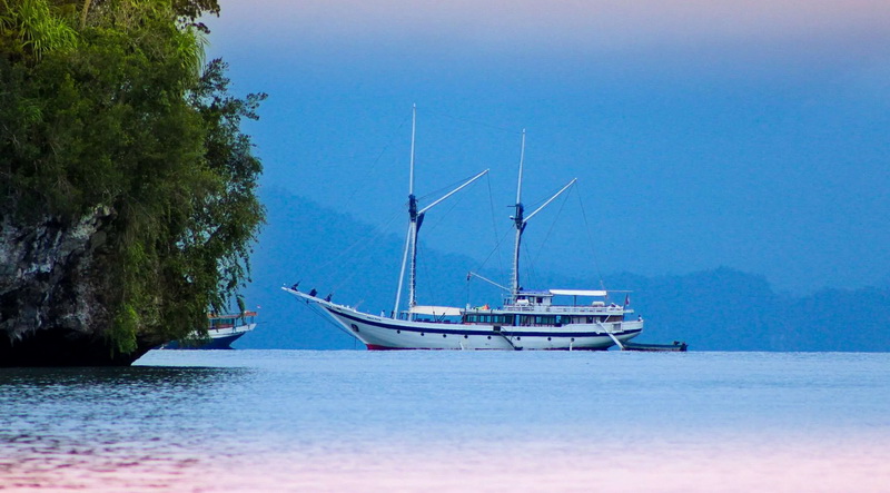 Ombak Putih © Sea Trek