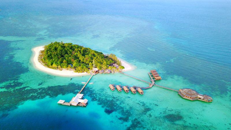Lankayan Island Dive Resort © Pulau Sipadan Resort & Tours