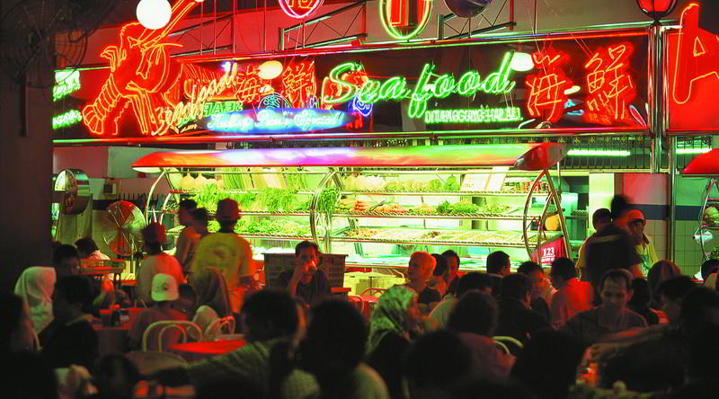 Seafood Restaurant in Sarawak © David Kirkland for Sarawak Tourism Board