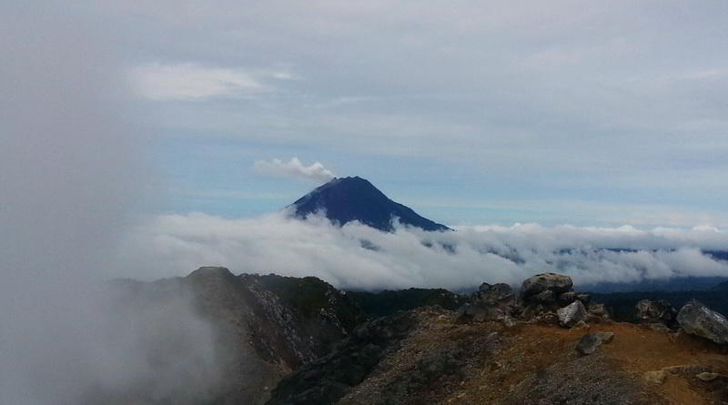 Sinabung and Sibayak Volcano © Stephan Keil