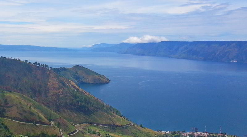 Lake Toba, Sumatra © Rima Suharkat